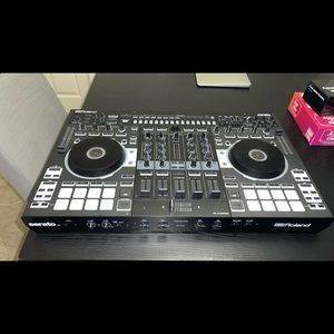 Roland DJ-808 Serato 4 Channel DJ Controller